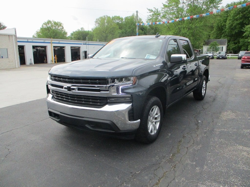 Used 2021 Chevrolet Silverado 1500 LT with VIN 1GCPYJEK2MZ409593 for sale in Orwell, OH