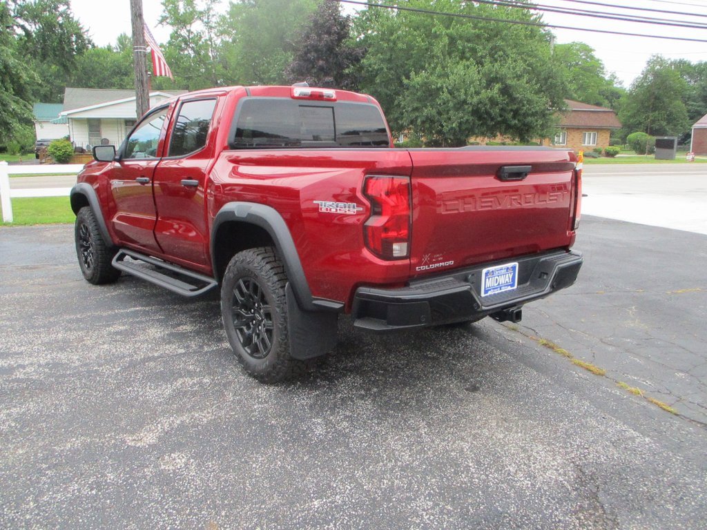 2025 Chevrolet Colorado Trail Boss photo 4
