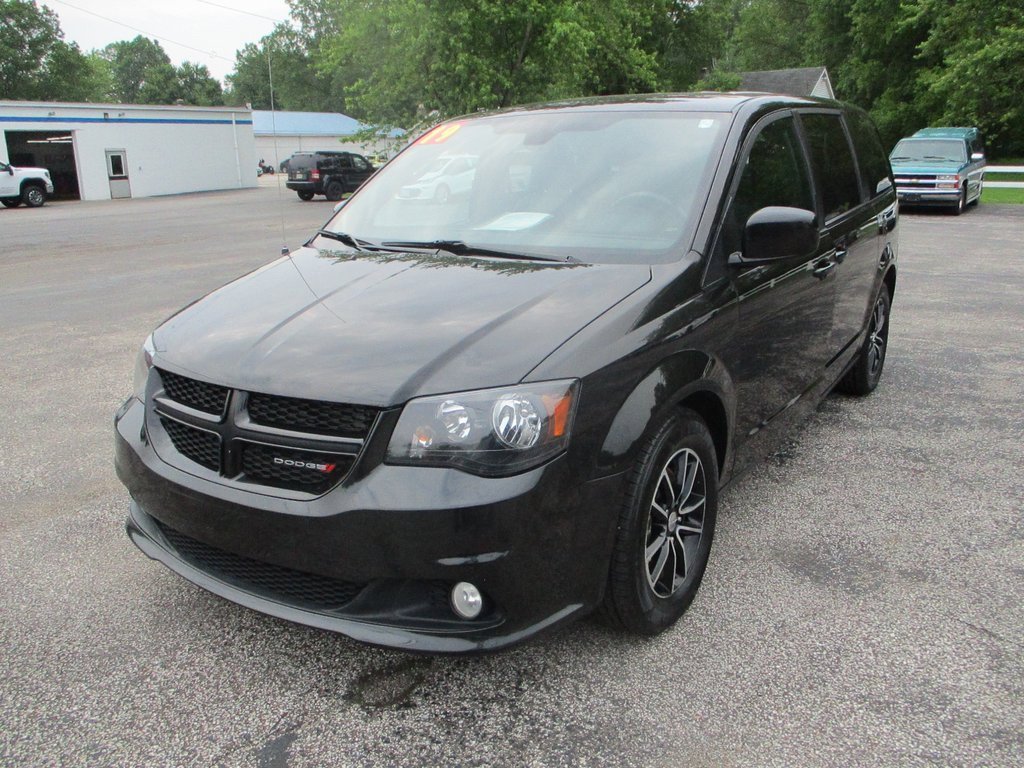 2019 Dodge Grand Caravan GT photo 2