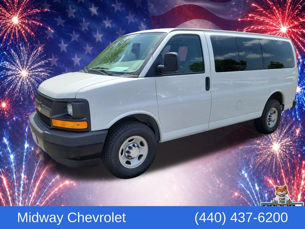 2017 Chevrolet Express 2500 LS's photo