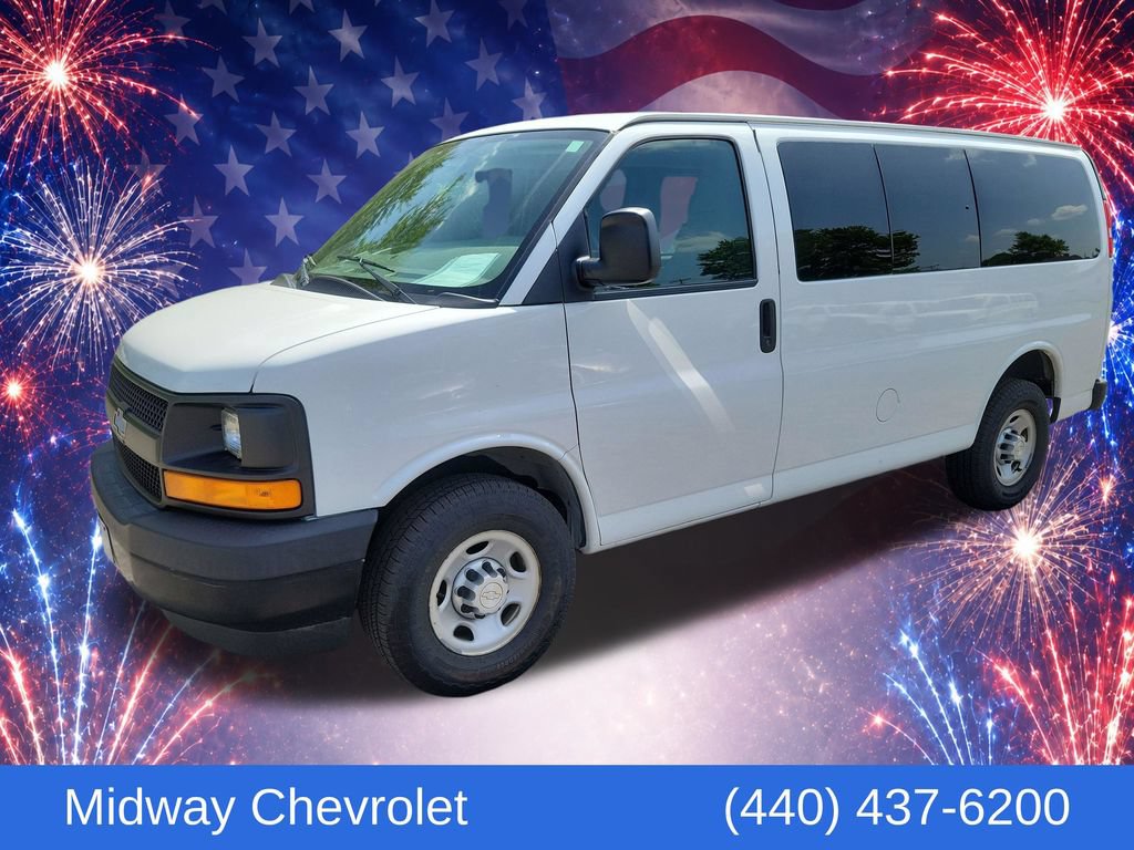 2017 Chevrolet Express 2500 LS's photo