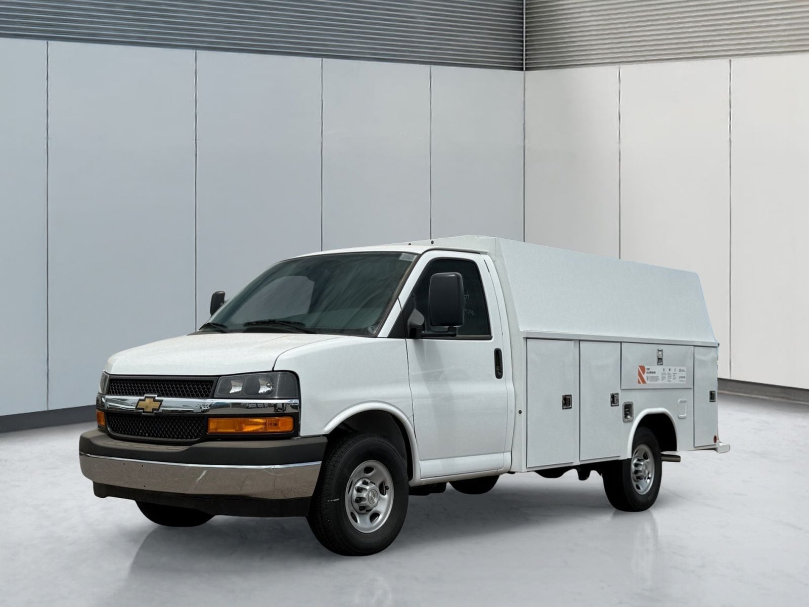 2026 Chevrolet Express Cutaway Base