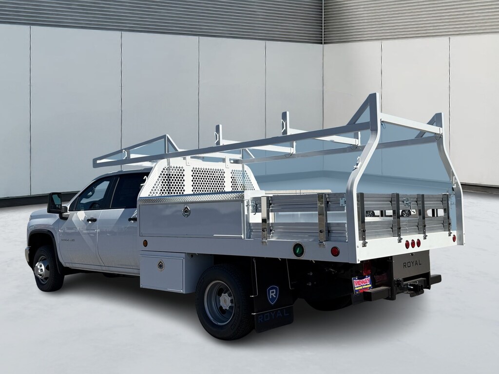 New 2025 Chevrolet Silverado CB