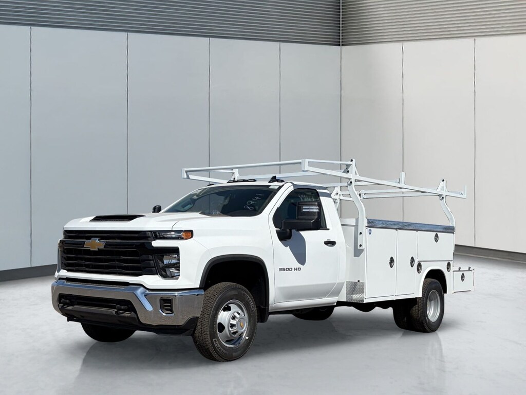 New 2026 Chevrolet Silverado CB
