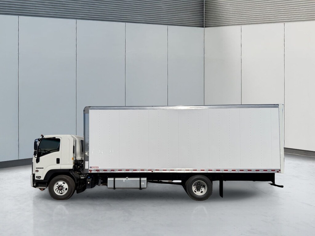 New 2025 ISUZU FTR