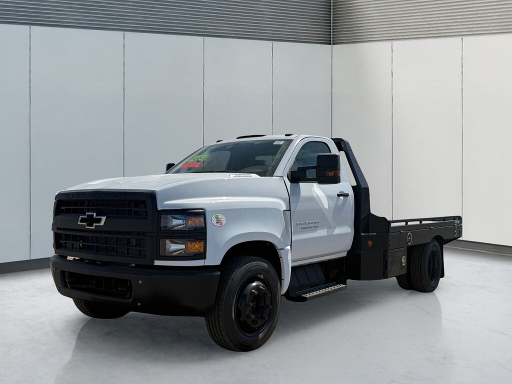 New 2025 Chevrolet Silverado MD WT Regular Cab Chassis-Cab