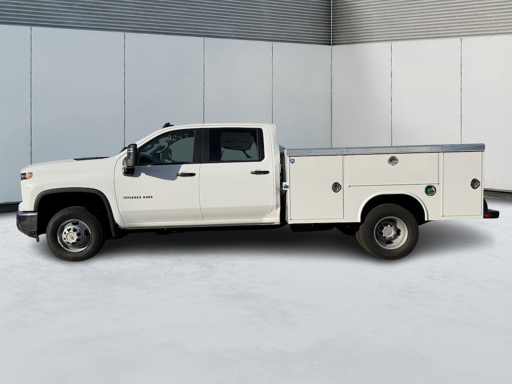 New 2025 Chevrolet Silverado 3500 WT CB