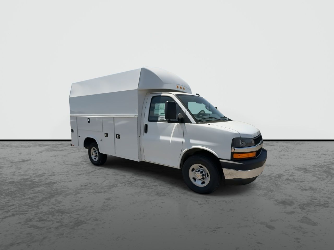 2025 Chevrolet Express Cutaway
