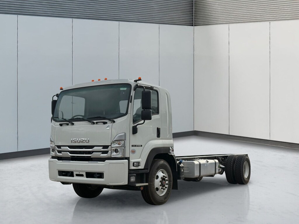 New 2025 ISUZU FTR
