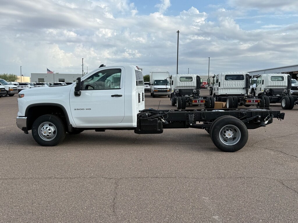 New 2026 Chevrolet Silverado 3500HD CC Work Truck Regular Cab Chassis-Cab