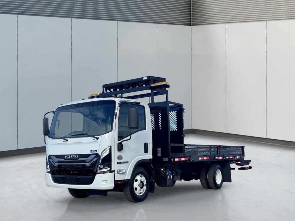 New 2026 ISUZU NPR-HD
