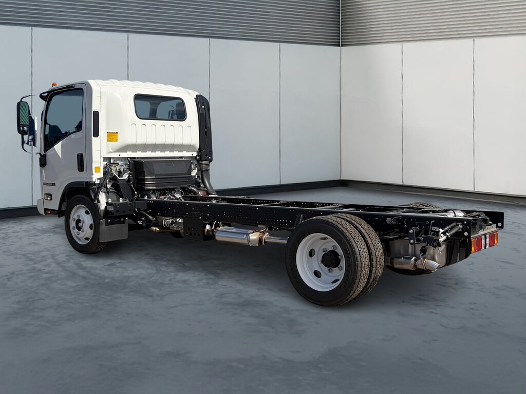 New 2025 Isuzu NPR