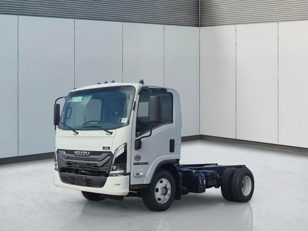 New 2025 ISUZU NPR-HD