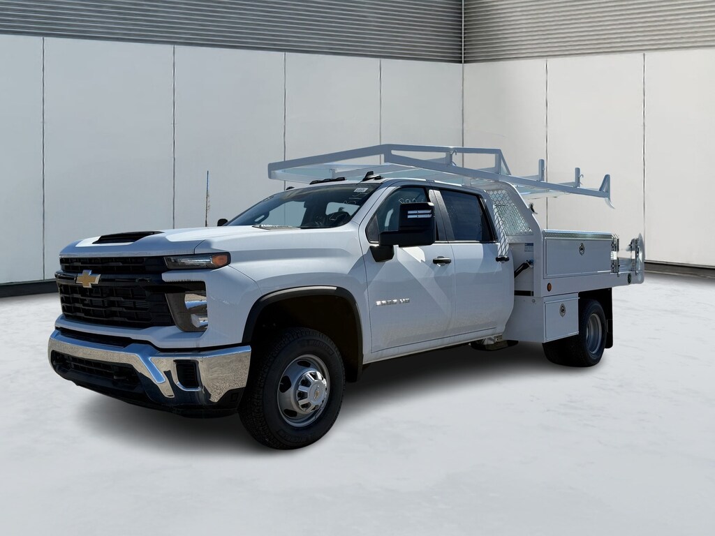New 2025 Chevrolet Silverado CB