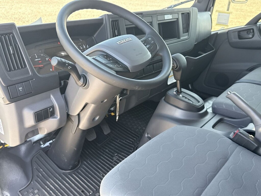 New 2025 Isuzu NRR