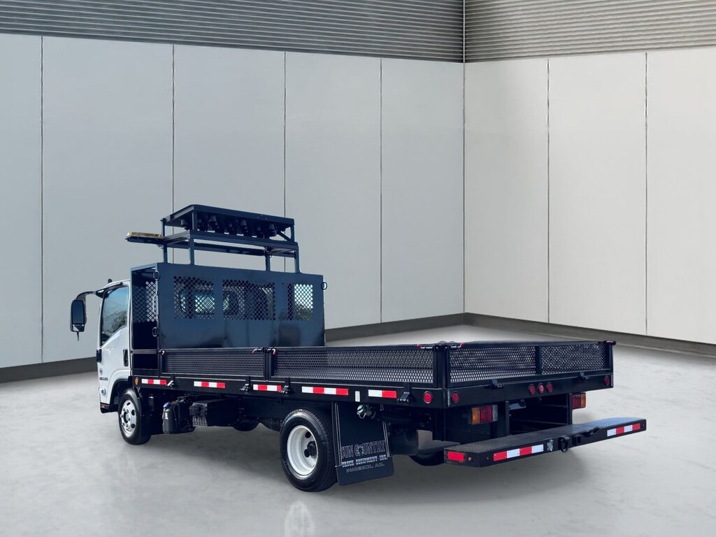 New 2026 ISUZU NPR-HD