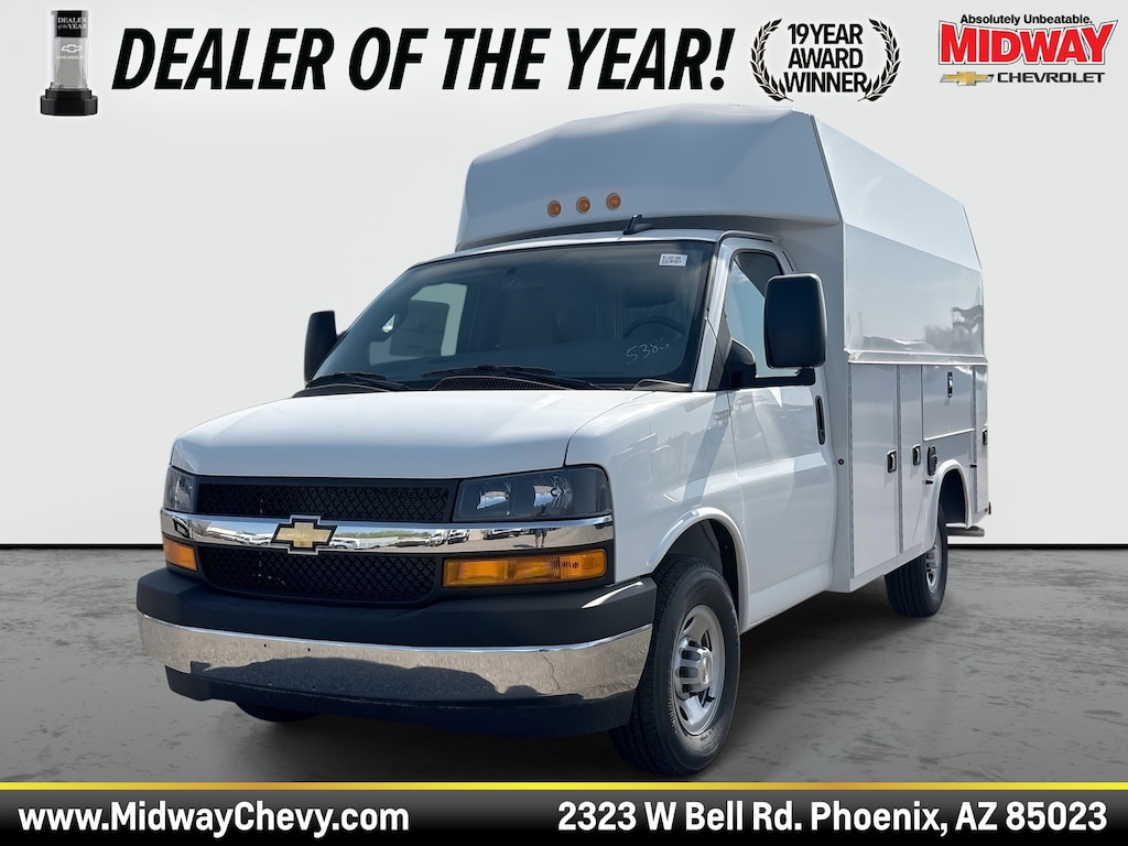 New 2025 Chevrolet Express 3500 CB