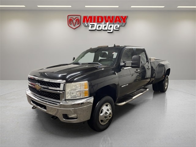 Used 2011 Chevrolet Silverado 3500 LT with VIN 1GC4K0C82BF204537 for sale in Chicago, IL