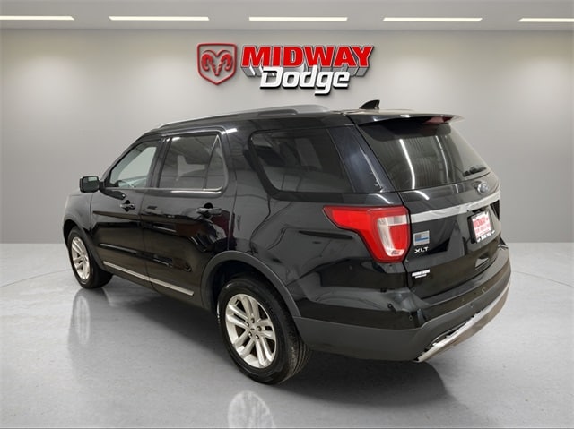 Used 2017 Ford Explorer XLT with VIN 1FM5K7D83HGA37759 for sale in Chicago, IL