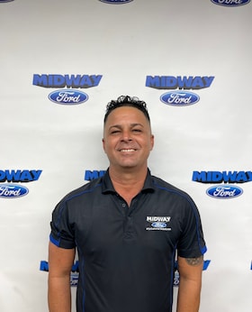 Staff member Erwin Garcia from ID_66ee6c6e15b4