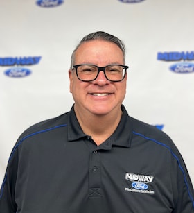 Staff member Nestor Mena from ID_c421968544d3