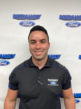 Staff member Jesus Gonzalez from ID_66ee6c6e15b4