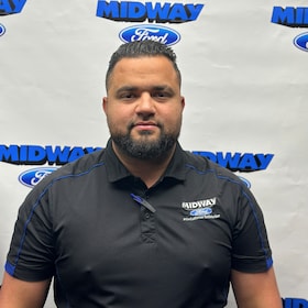 Staff member Dayron Cordero from ID_66ee6c6e15b4