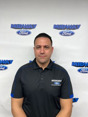 Staff member Frank Suarez from ID_66ee6c6e15b4