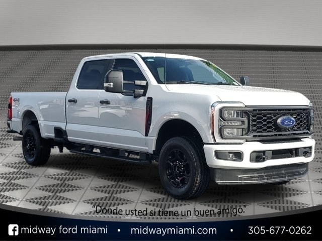2024 Ford F-250 CREW CAB TRUCK 