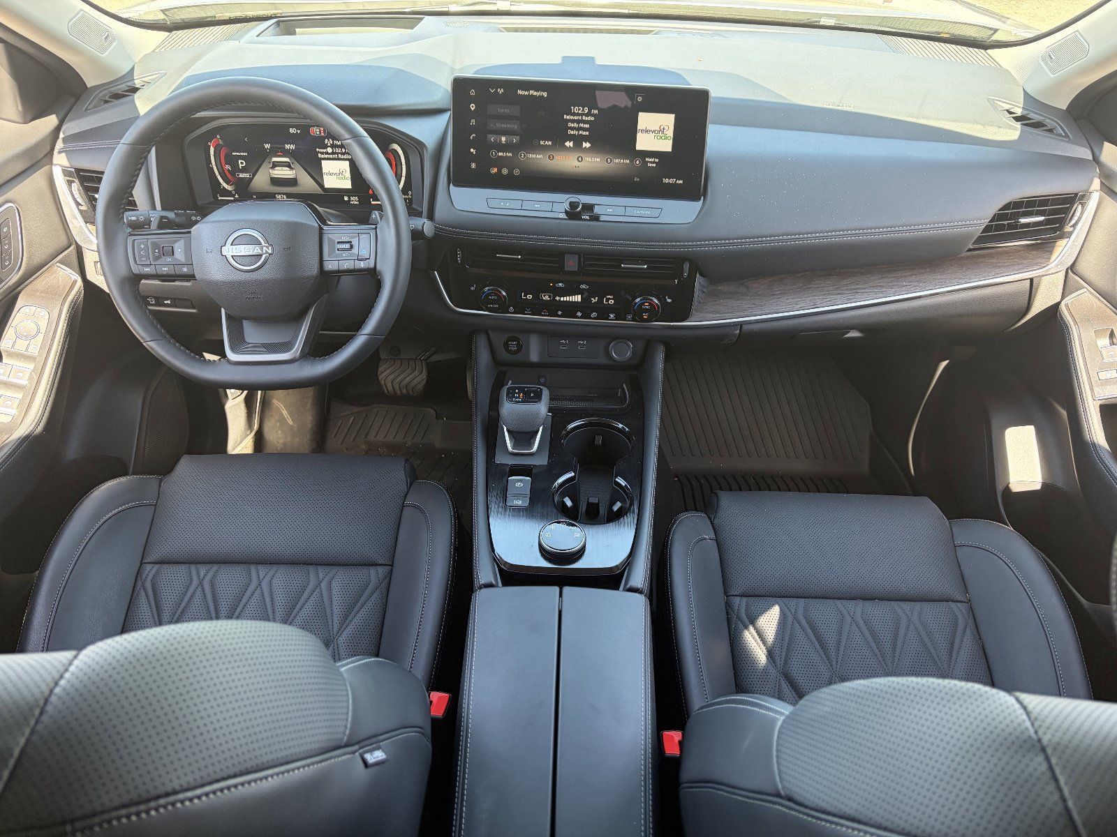 2026 Nissan Rogue Platinum - Photo 16