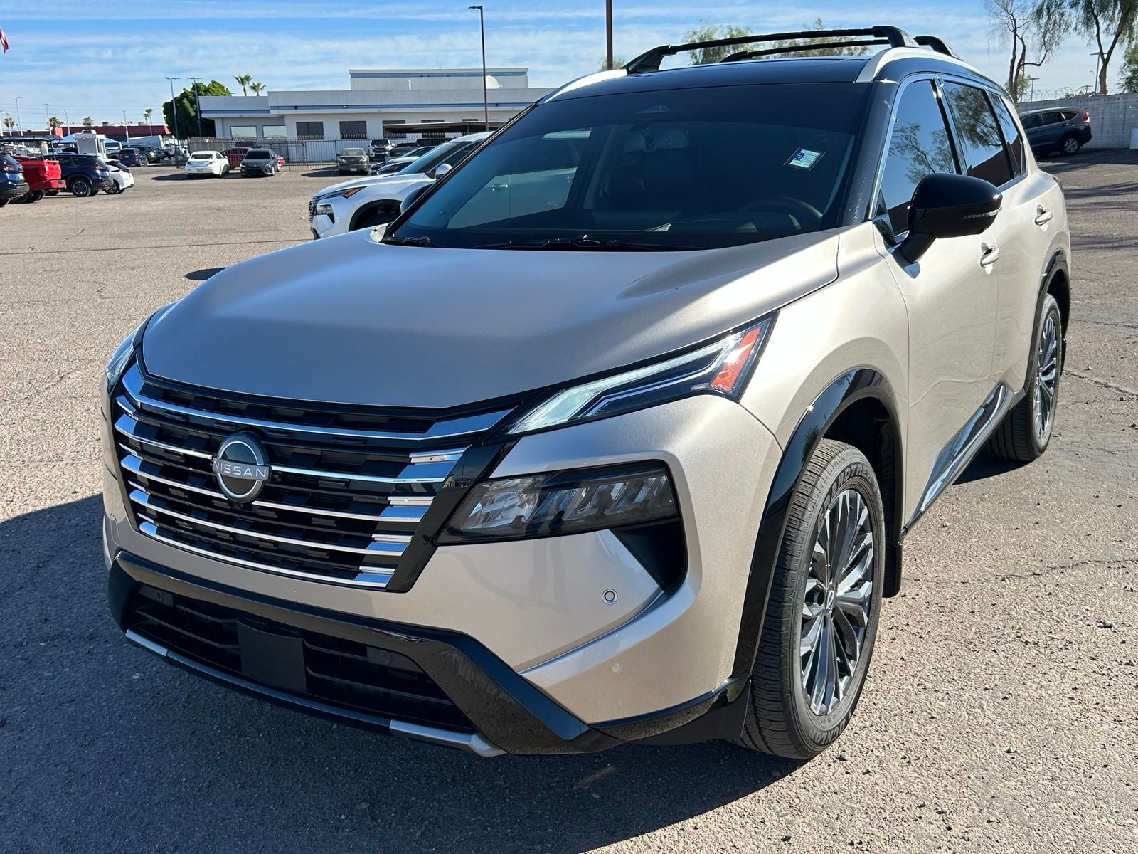 2026 Nissan Rogue Platinum AWD's photo