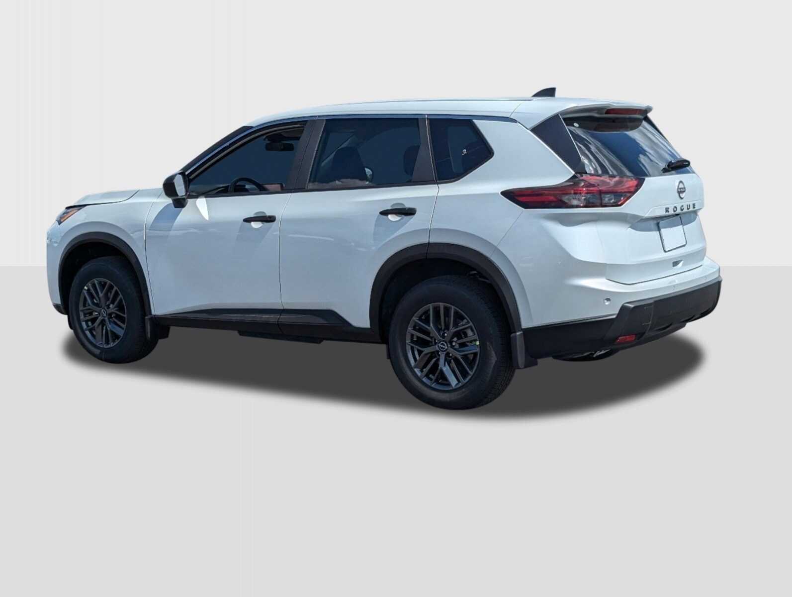 2025 Nissan Rogue S photo 3