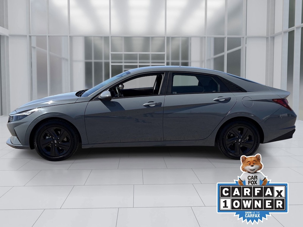 Used 2022 Hyundai Elantra SEL Sedan