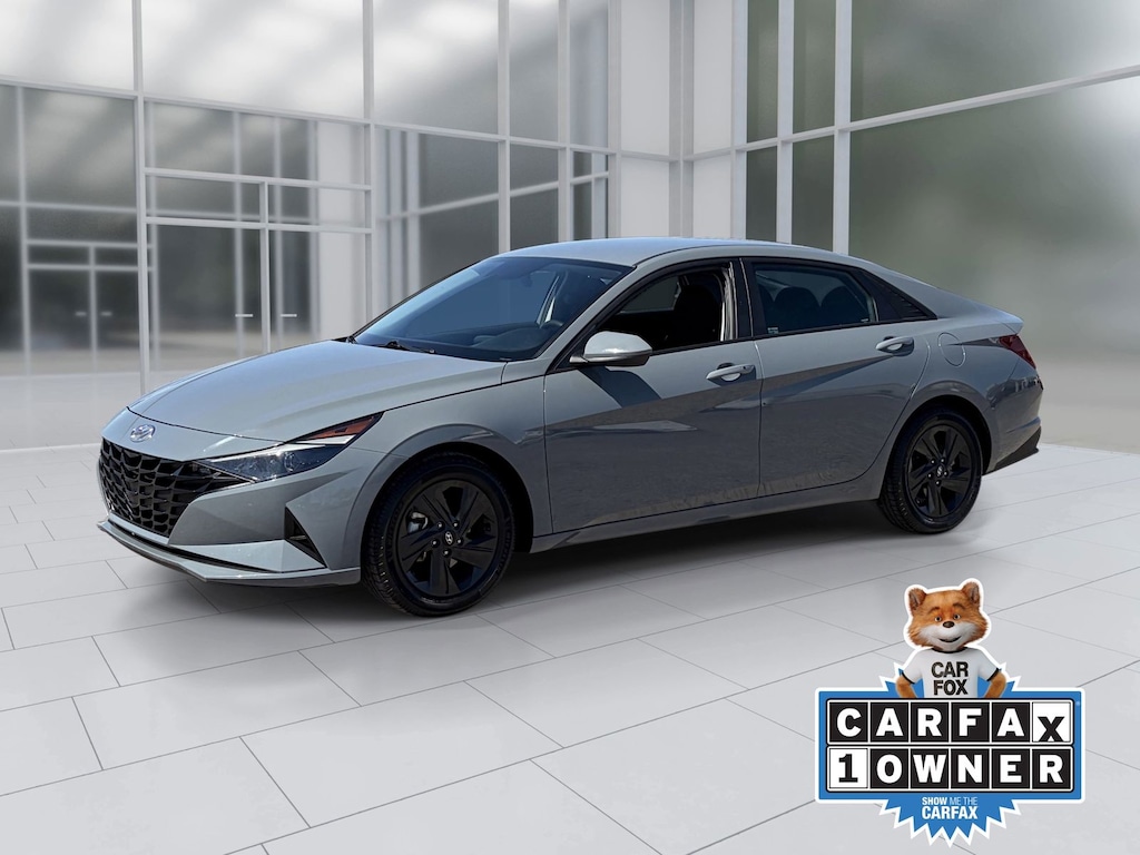 Used 2022 Hyundai Elantra SEL Sedan