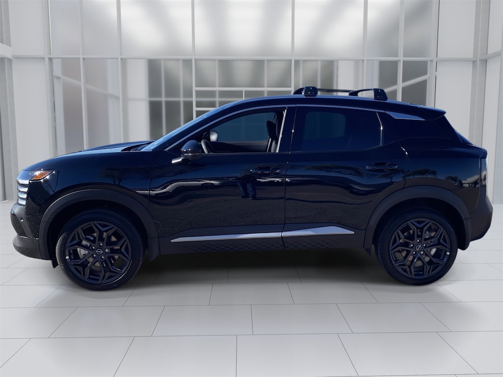 New 2026 Nissan Kicks SR SUV