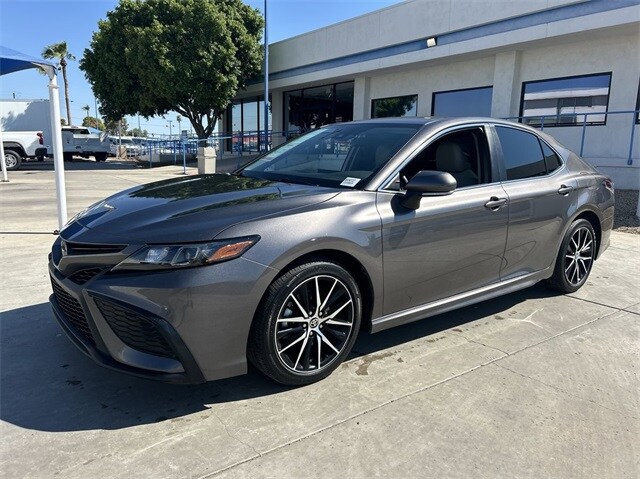 Used 2022 Toyota Camry SE with VIN 4T1G11AK8NU040727 for sale in Phoenix, AZ