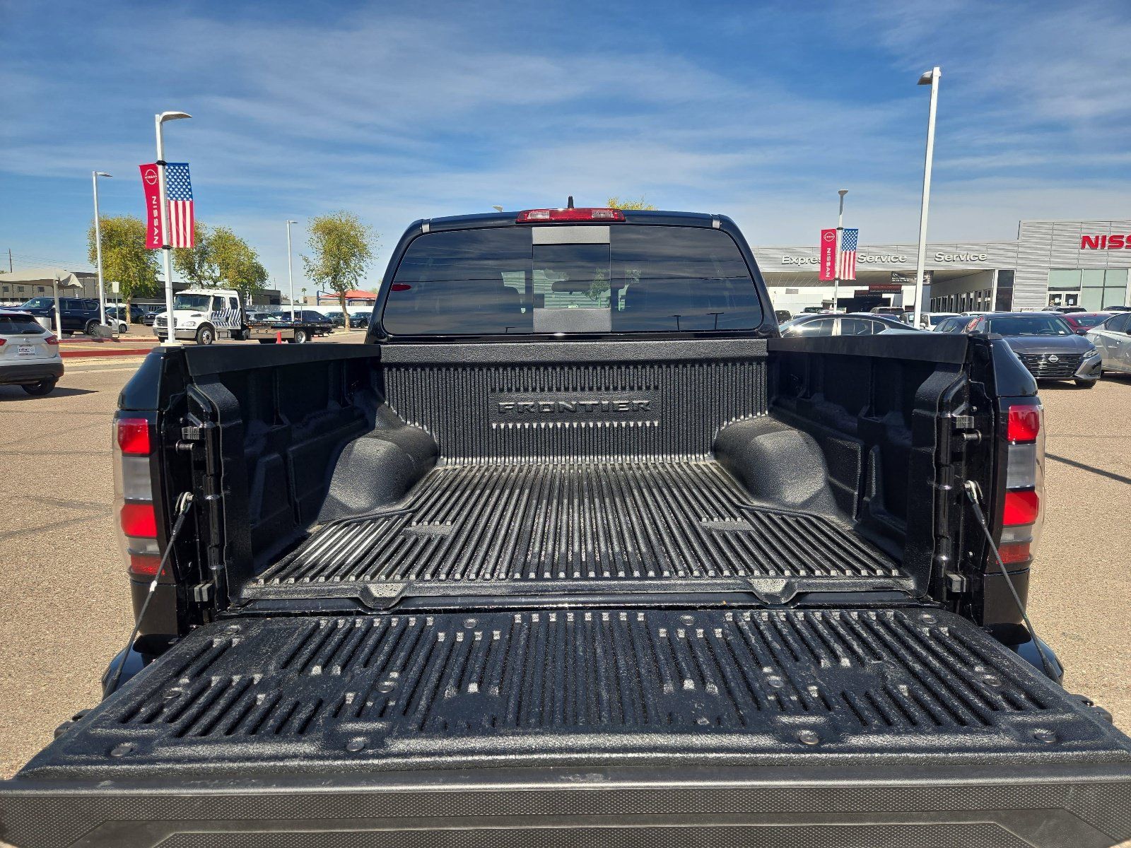 2026 Nissan Frontier SV - Photo 9