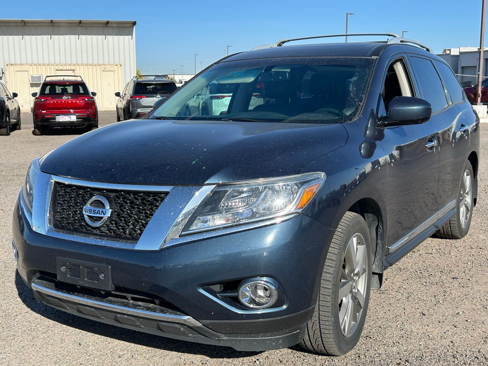 2013 Nissan Pathfinder's photo