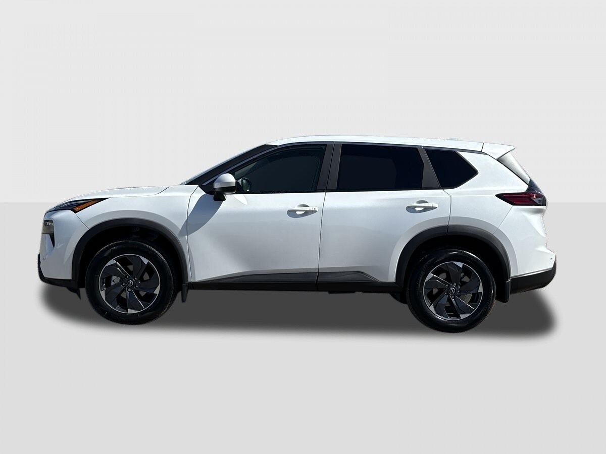 2026 Nissan Rogue SV photo 2