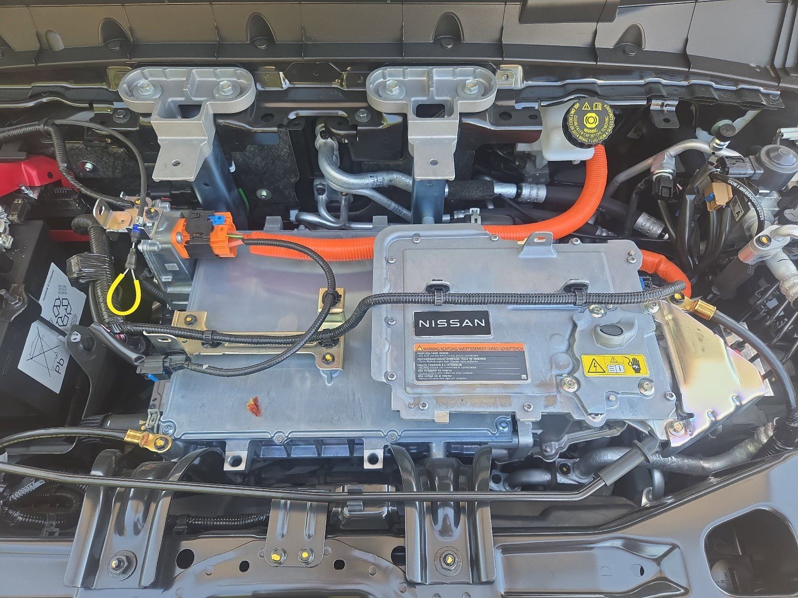 2026 Nissan LEAF Platinum+ - Photo 9