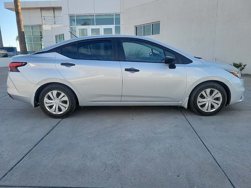 Used 2020 Nissan Versa 1.6 S Sedan