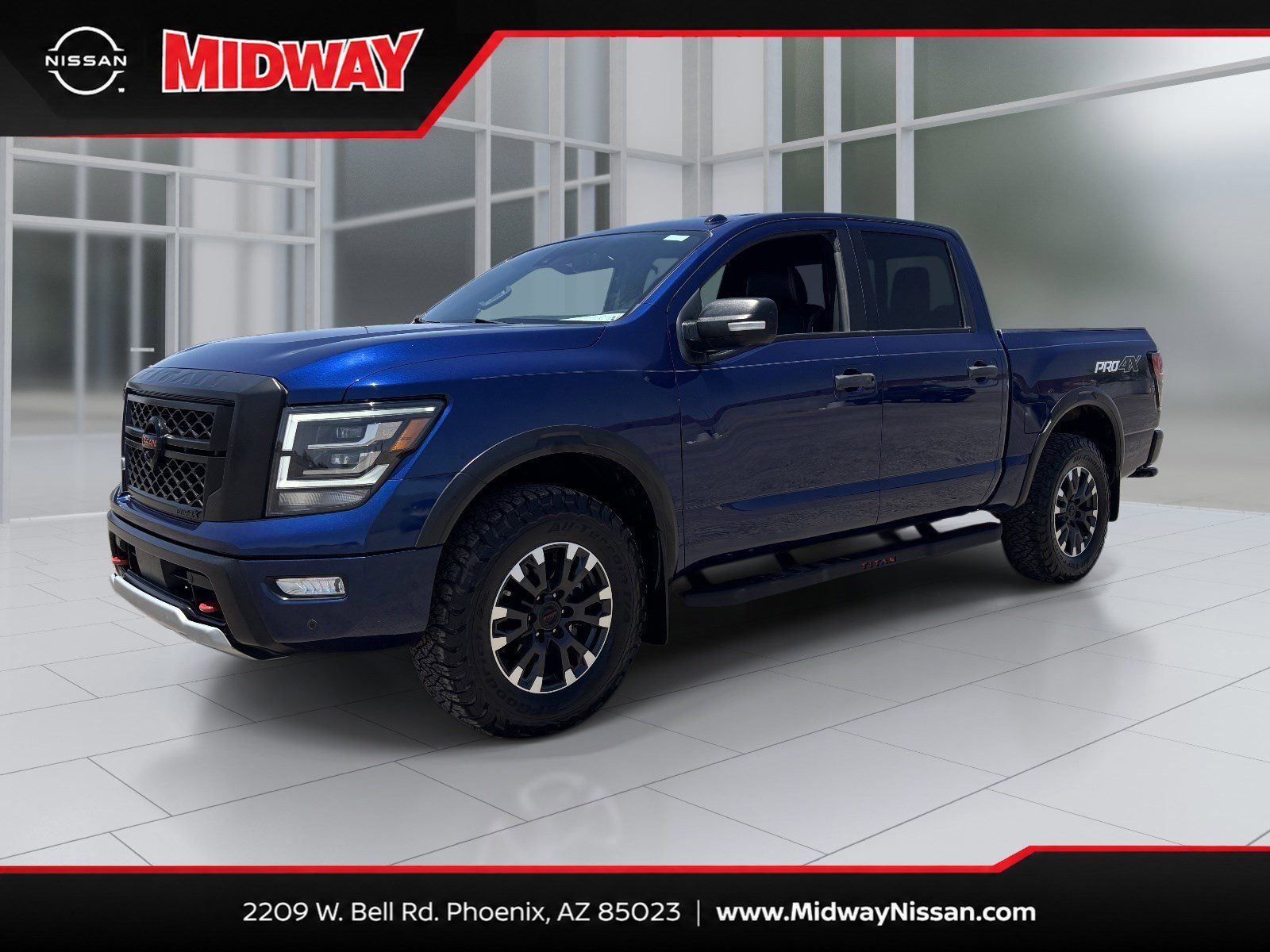 2020 Nissan Titan PRO-4X 4X4 Crew Cab's photo