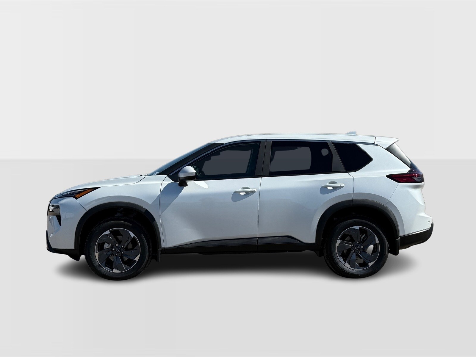2026 Nissan Rogue SV photo 2