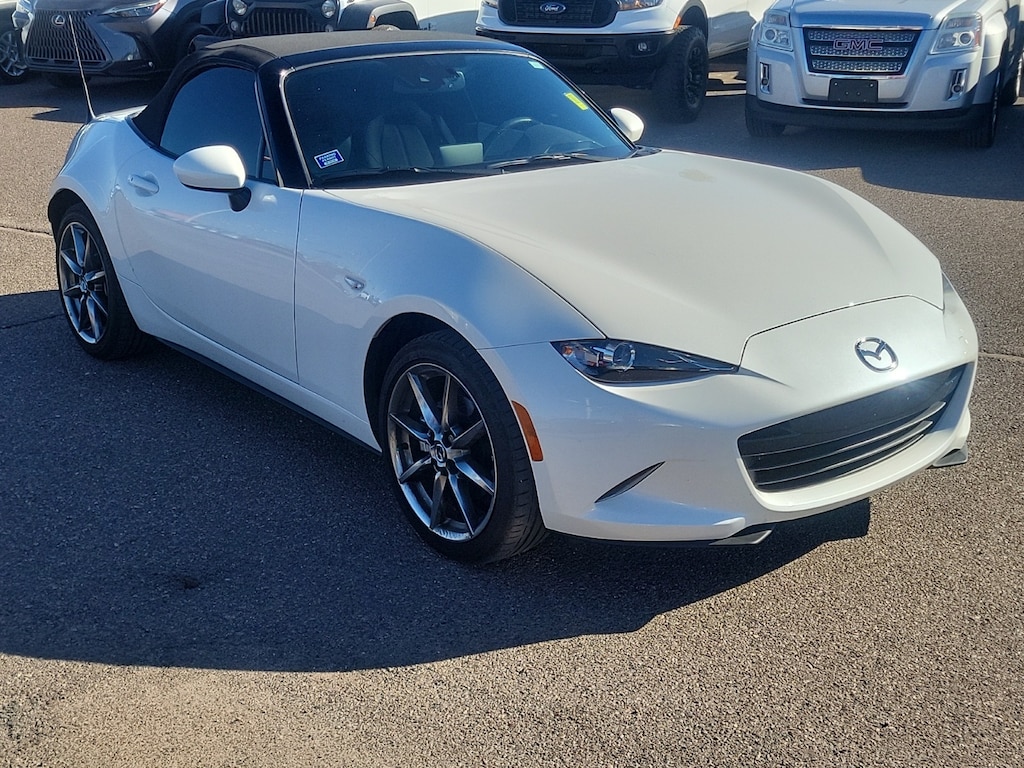 Used 2022 Mazda MX-5 Miata Grand Touring Convertible