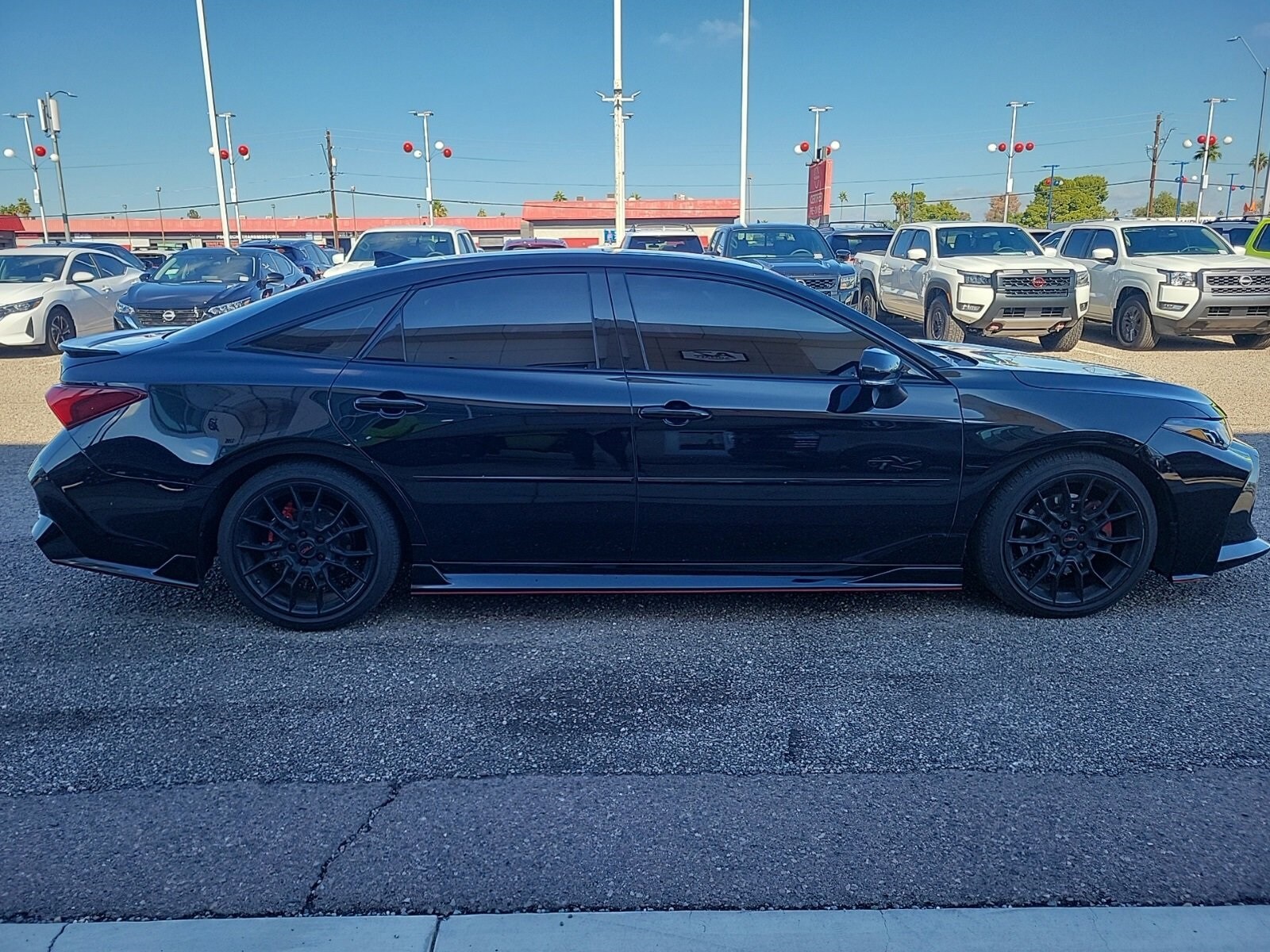 2021 Toyota Avalon TRD photo 2