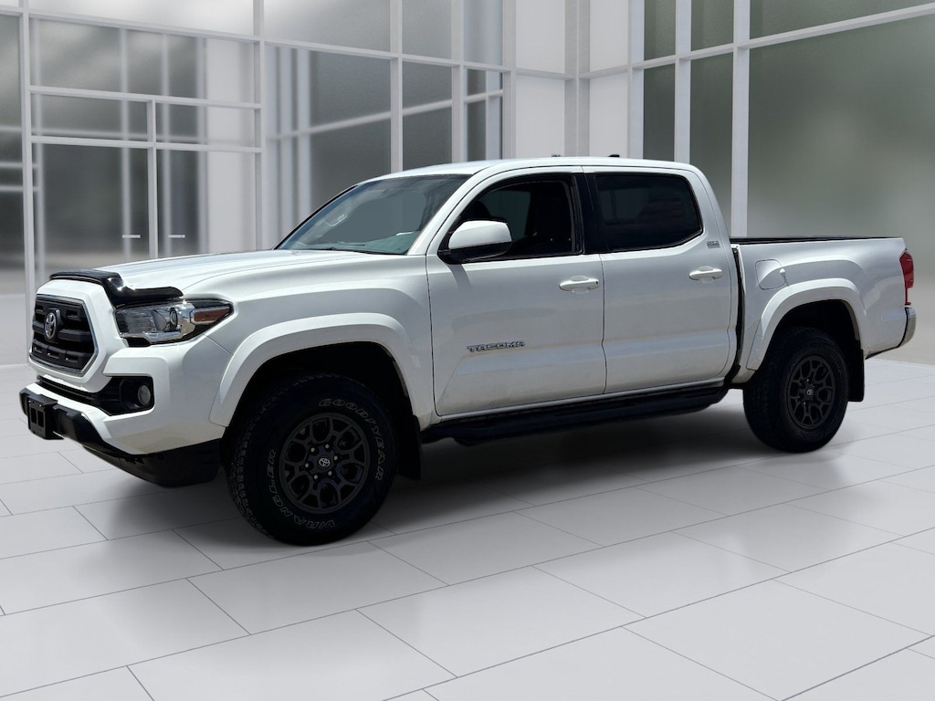 Used 2017 Toyota Tacoma SR5 Truck