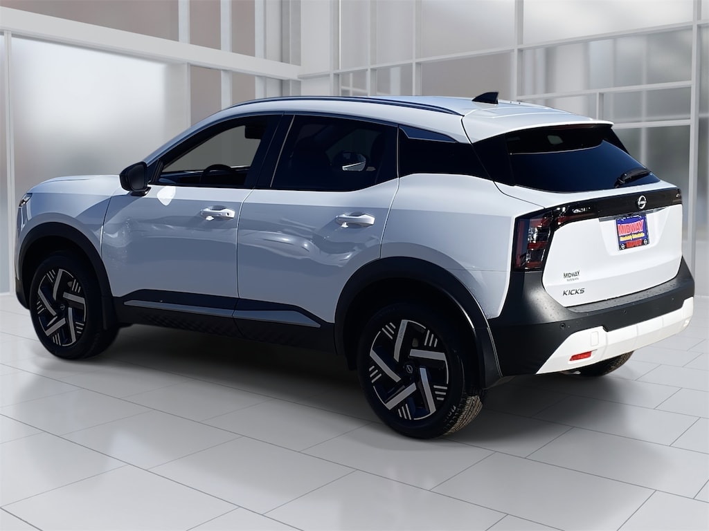 New 2026 Nissan Kicks SV SUV