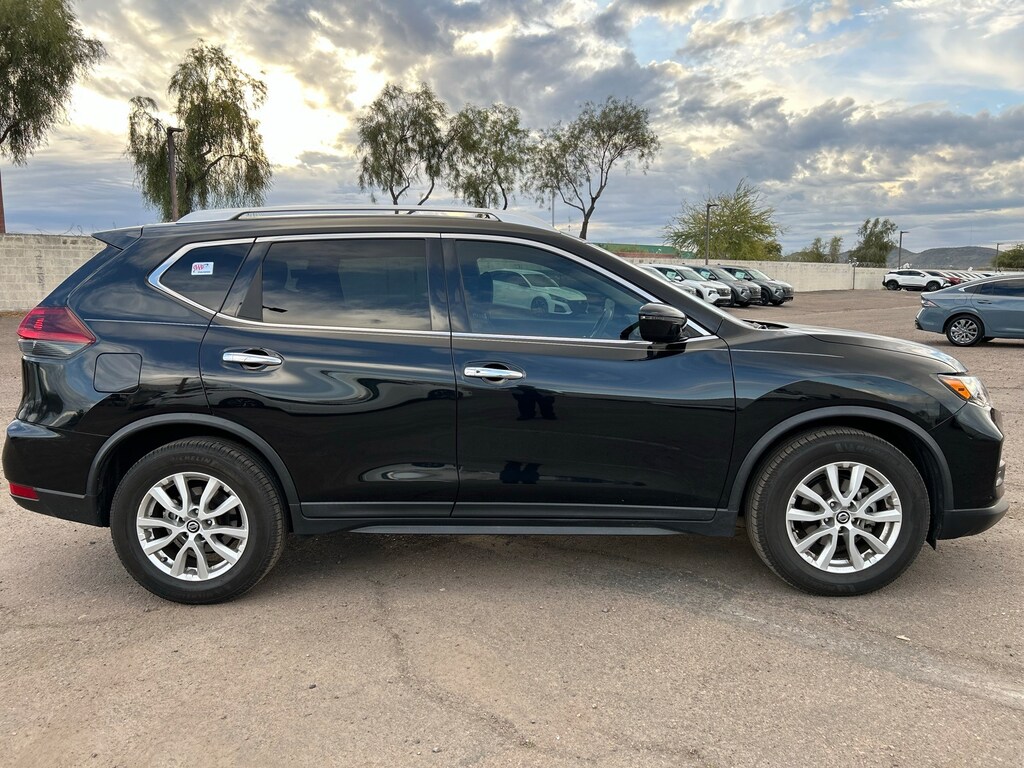 Used 2018 Nissan Rogue SV SUV