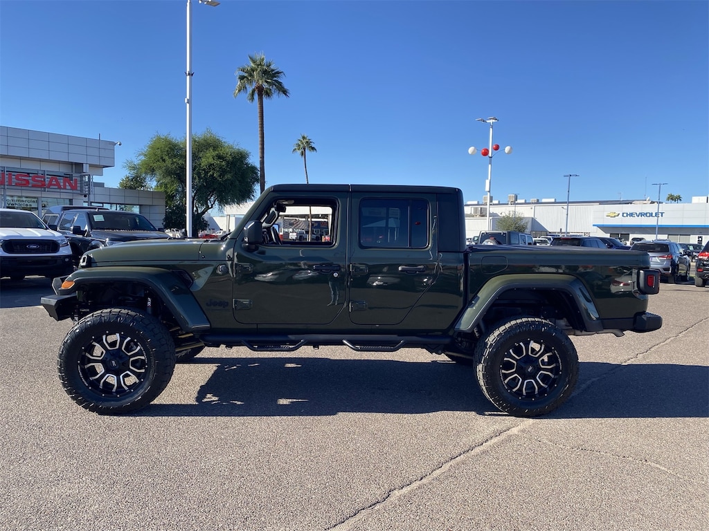 Used 2022 Jeep Gladiator Sport Truck