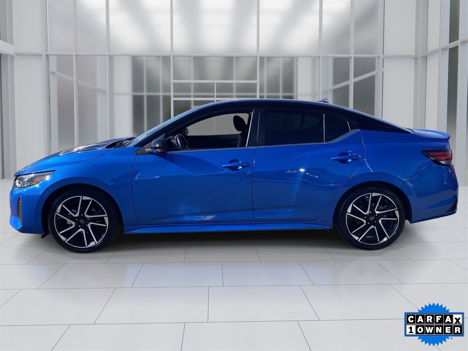 2025 Nissan Sentra SR photo 3